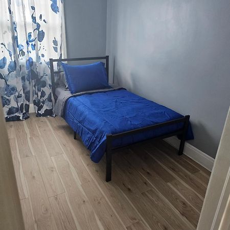 Small Cozy Room, Shared Bathroom Baltimore Bagian luar foto